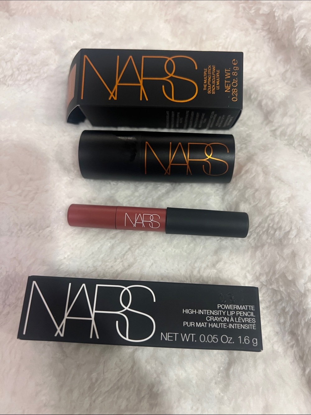 NARS Sculpting Stick in Color Laguna and Lip Pencil Color Walkyrie